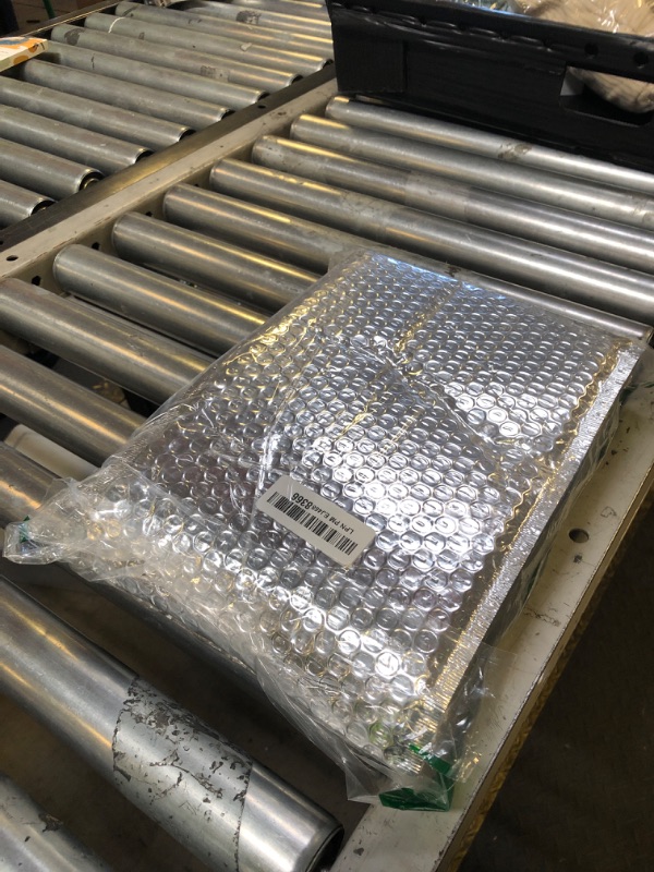 Photo 1 of ABC PACK & SUPPLY Thermal Bubble Mailer, 8 x 11 Inches. Pack of 10 Metallic Bubble Mailers. Foil Insulated Mailers for Cold Shipping. Padded Envelopes Waterproof. Cold Insulated Shipping Bags