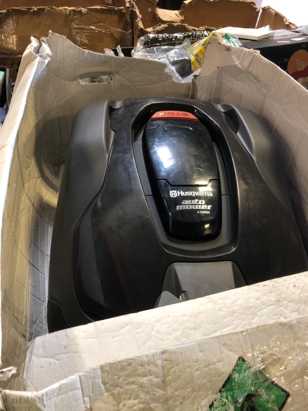 Photo 1 of *PARTS ONLY*Husqvarna Automower 430XH Robotic Lawn Mower with GPS Assisted Navigation, Automatic Lawn Mower with Self Installation, Ultra-Quiet Smart Mowing Tech for Medium to Large Yards (0.8 Acre) 967852945