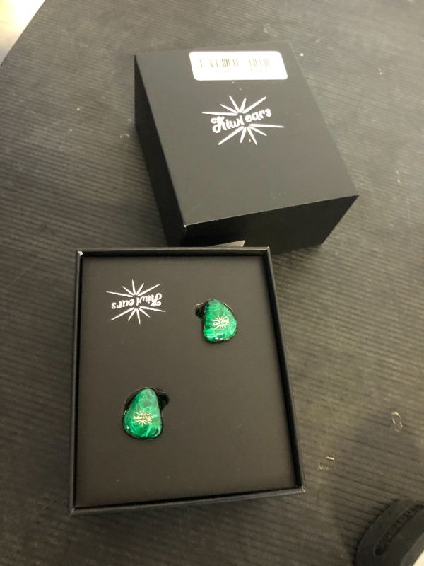 Photo 1 of Linsoul Kiwi Ears Orchestra Lite Performance Custom 8BA in-Ear Monitor IEM with Detachable 4-core 7N Oxygen-Free Copper OFC Cable, Handcrafts Faceplate for Audiophile Studio Musician (Green)