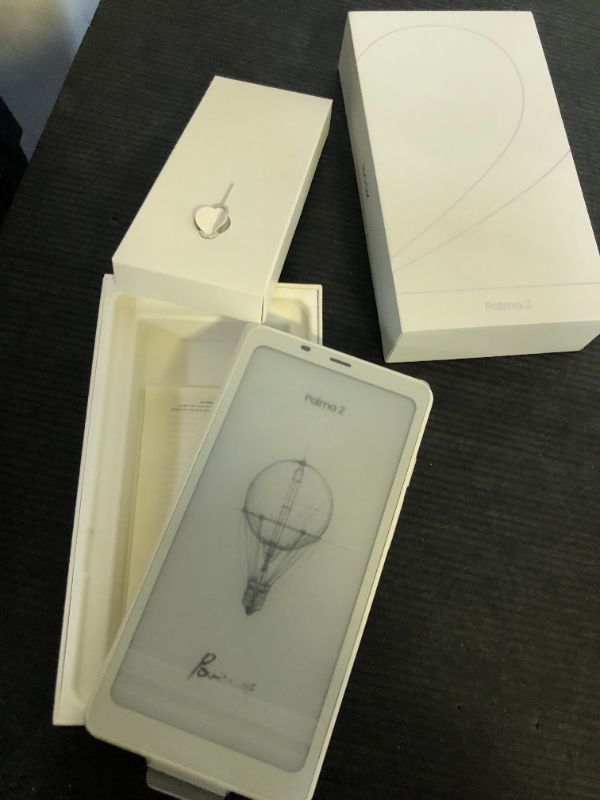 Photo 1 of BOOX Palma eBook Reader Mobile ePaper 6G 128G G-Sensor Front Light 16MP Rear Camera (White)