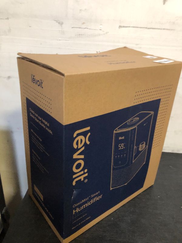 Photo 1 of LEVOIT Humidifiers for Bedroom Home, Smart Warm and Cool Mist Air Humidifier for Large Room, Auto Customized Humidity, Fast Symptom Relief, Easy Top Fill, Essential Oil, Quiet, OasisMist4.5L, White
