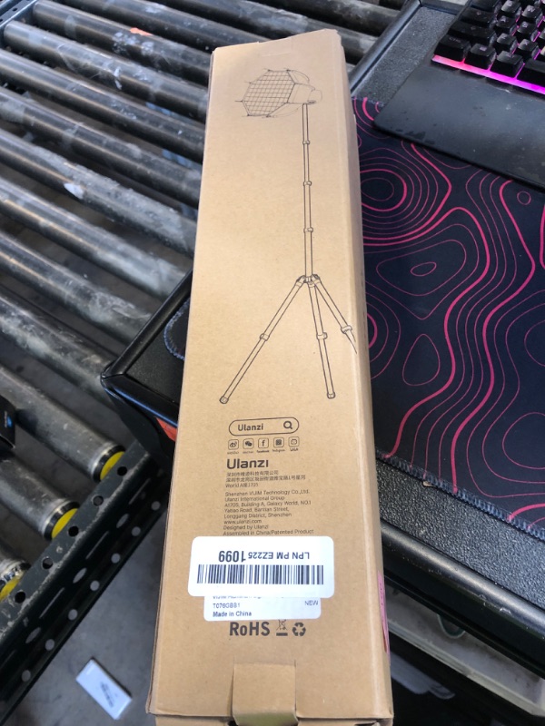 Photo 1 of Ulanzi TT43 Extendable Photography Light Stand, Adjustable 6.23ft Aluminum Tripod, Reversible Portable Studio Lighting Tripod for Continute Output Lighting/Strobe Light/Webcams/Cameras/Softbox