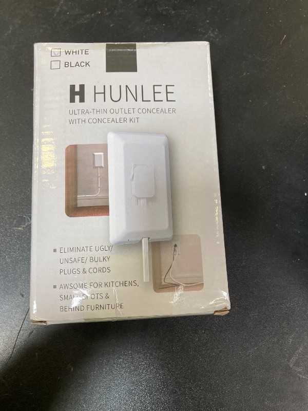 Photo 1 of H HUNLEE Flat Plug Extension Cord 8FT with 3 Outlet Power Strip,Ultra Thin Outlet Concealer with Outlet Covers Baby Proofing,Flat Face Outlet Extender for Home,Bedroom,Kitchen with ETL Listed,White