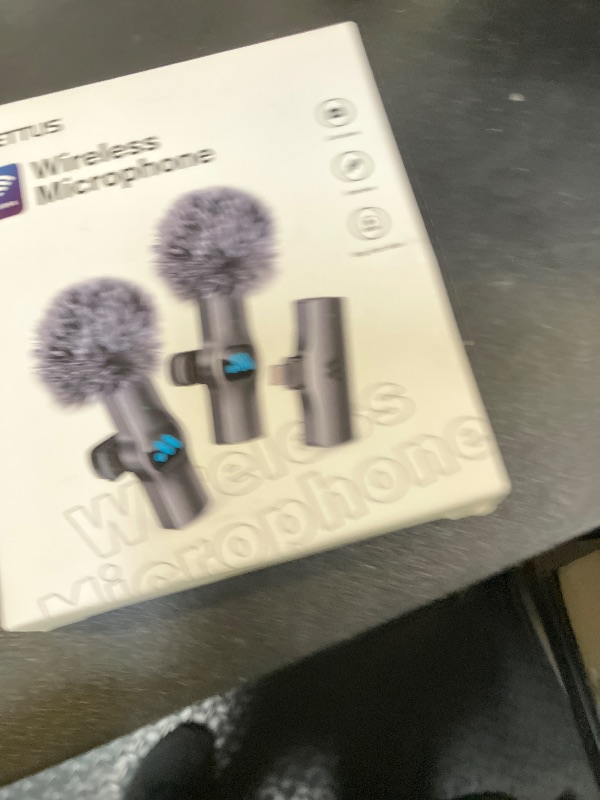 Photo 1 of Leettus 2pcs Lavalier Wireless Microphone for iPhone iPad Video Recording,Mini Microphone for Game Live Streaming,Interviews,YouTube,TikTok,Vlog?White?