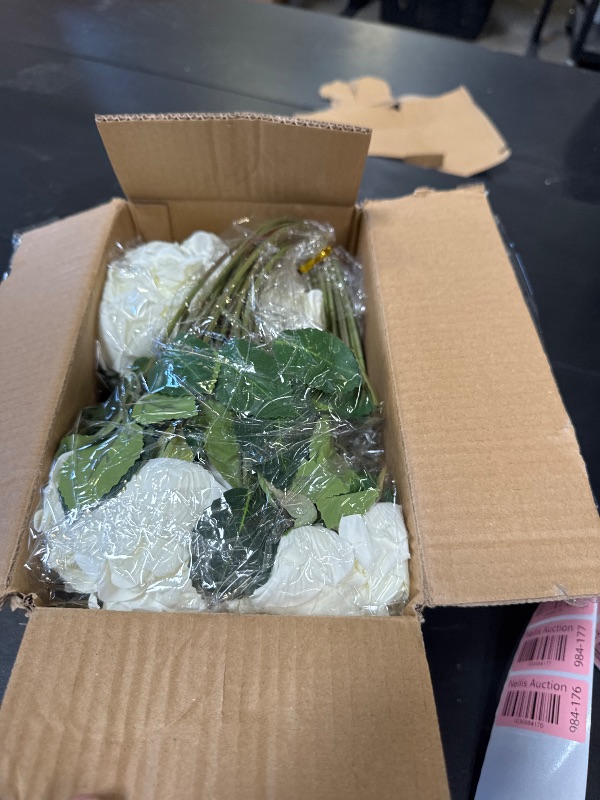 Photo 1 of YXZZWL 60 Pcs Artificial Roses in Bulk, Fake Silk Roses Realistic Roses Stem Faux Roses Bouquet for Wedding Centerpieces Flower Arrangement Home Decor (White)
