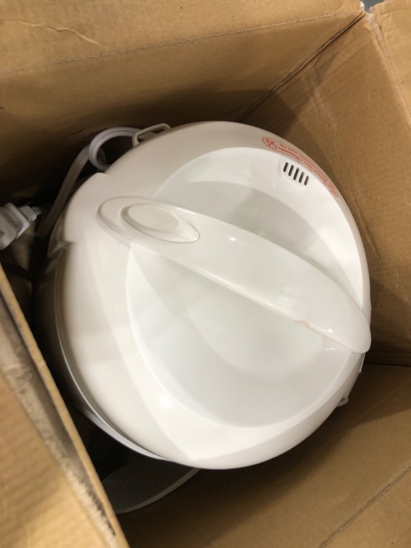 Photo 1 of Aroma Housewares 8-Cup (Cooked) (4-Cup UNCOOKED) Digital Rice Cooker and Food Steamer (ARC-914D),White