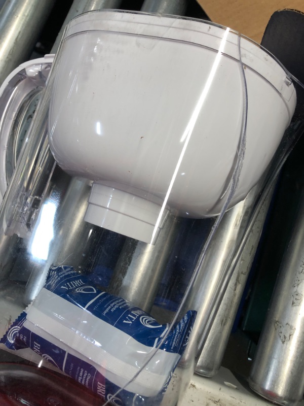 Photo 4 of ***DAMAGED - CRACKED - SEE PICTURES***
Brita Everyday Elite Water Filter Pitcher, Removes 99% of Lead, Includes 1 Filter, 10-Cup Capacity, White