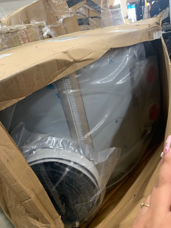 Photo 1 of **FILTER SCREEN IS BENT UNKNOWN OF ANY OTHER DAMAGES OR MISSING PARTS**
Buyers Products 50 Gallon Side Mount Aluminum Reservoir with Rear Ports SMC35AR