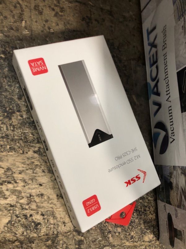 Photo 1 of SSK Aluminum M.2 NVME SATA SSD Enclosure Adapter, USB 3.2 Gen 2 (10 Gbps) to NVME PCI-E SATA M-Key/(B+M) Key Solid State Drive External Enclosure Support UASP Trim for NVME/SATA SSDs 2242/2260/2280