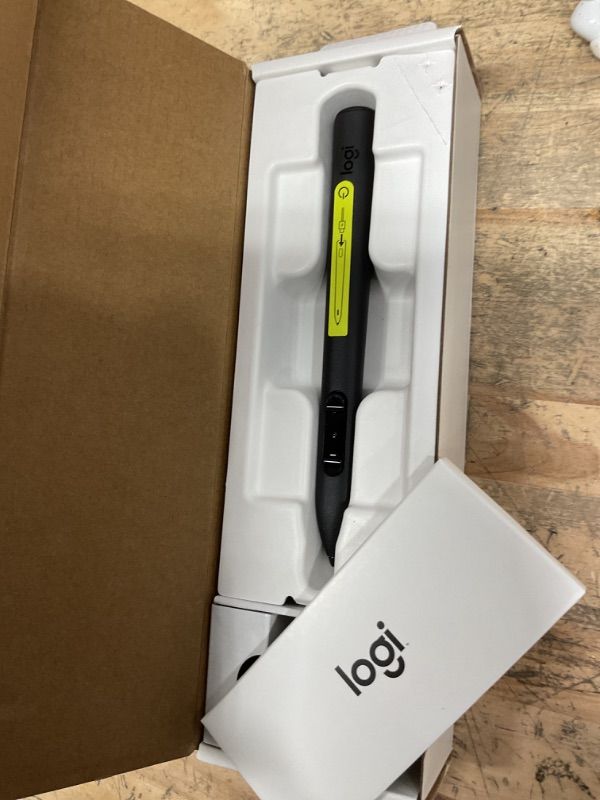 Photo 1 of **MISSING CHARGING DOCK, APPEARS TO CHARGE WITH TYPE C CHARGING CORD***
Logitech MX Ink Mixed-Reality (MR) Stylus with Charging Dock Combo, high Precision and Pressure Sensitive, Transforming Ideas in MR from 2D to 3D, for Meta Quest 2, Meta Quest 3, Meta