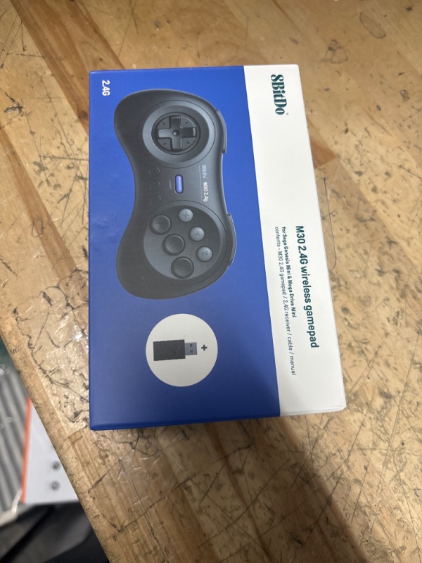 Photo 2 of 8Bitdo M30 2.4G Wireless Gamepad for Sega Genesis Mini and Mega Drive Mini and Switch with 6-Button Layout (Black)