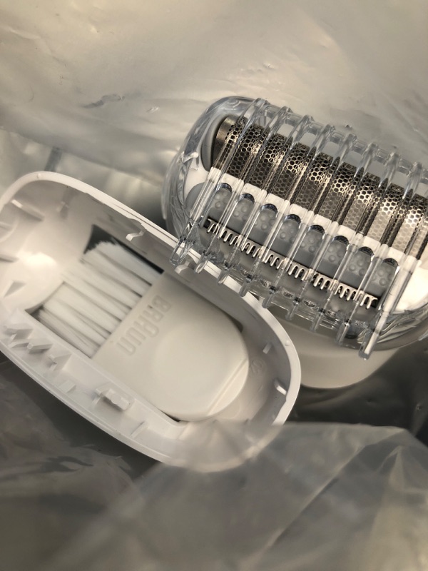 Photo 1 of **MISSING CHARGER, UNABLE TO TEST** Braun Epilator Silk-épil 9 9-720, Hair Removal Device, Epilator for Women, Wet/Dry, Waterproof, 3-in-1 Epilate, Shave, or Trim, Salon-Like Smooth Skin, Womens Shaver & Trimmer, Cordless, Rechargeable