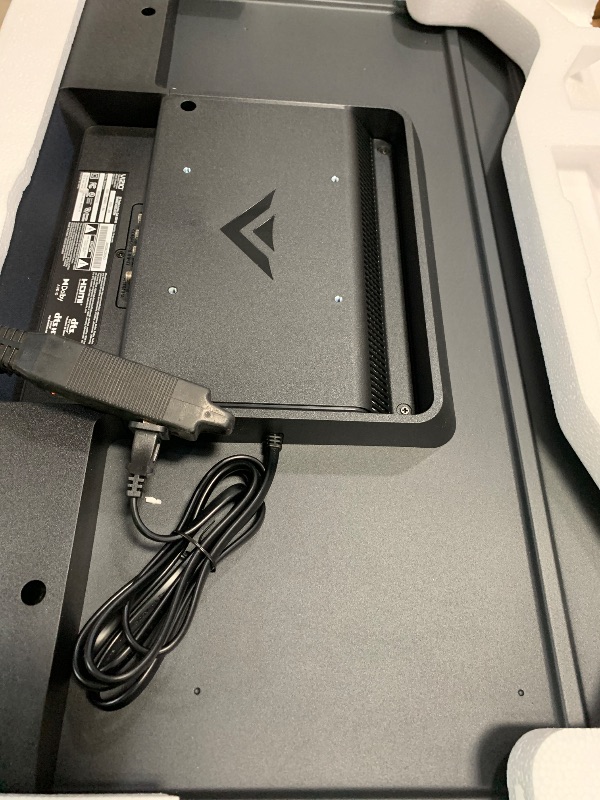 Photo 1 of *POWERS ON** VIZIO 32 inch D-Series HD 720p Smart TV with Apple AirPlay and Chromecast Built-in, Alexa Compatibility, D32h-J, 2022 Model