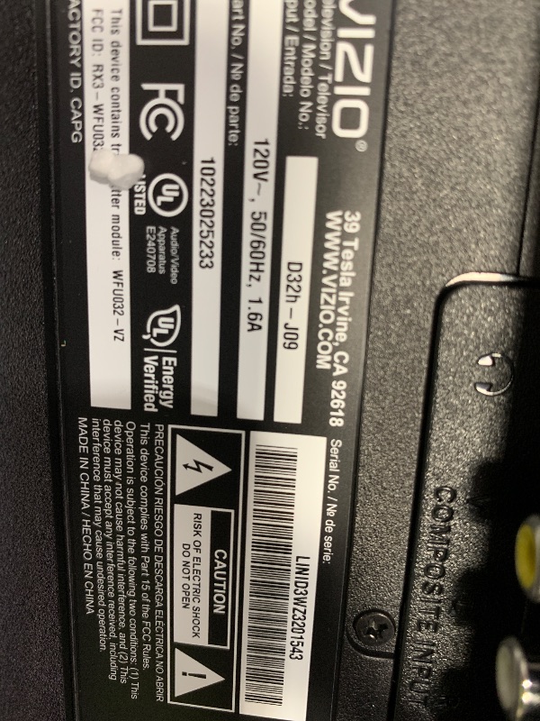 Photo 1 of *POWERS ON** VIZIO 32 inch D-Series HD 720p Smart TV with Apple AirPlay and Chromecast Built-in, Alexa Compatibility, D32h-J, 2022 Model