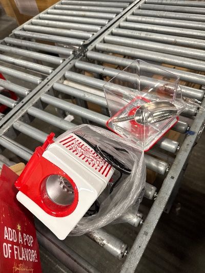 Photo 1 of GVAKMM Popcorn Machine, Hot Air Popcorn Maker Kit Gift Box, Portable Home Popcorn Popper Machine, 10-Cup,Oil-Free,Retro Style,Compact and Cute