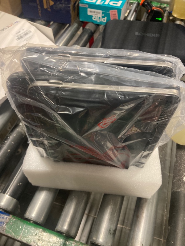 Photo 1 of WONNIE 12" Dual Car DVD Players Portable DVD Players for Car Headrest Play a Same or Two Different Movies with 5-Hour Rechargeable Battery, Mounting Brackets, All Region, Support USB/Sync TV