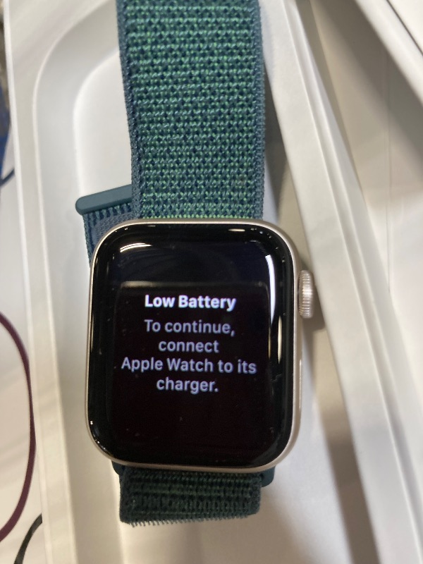 Photo 3 of ***It does not have a charging cable** Apple Watch SE (2nd Gen) [GPS 40mm] Smartwatch with Starlight Aluminum Case with Lake Green Sport Loop One Size. Fitness and Sleep Trackers, Crash Detection, Heart Rate Monitor, Carbon Neutral