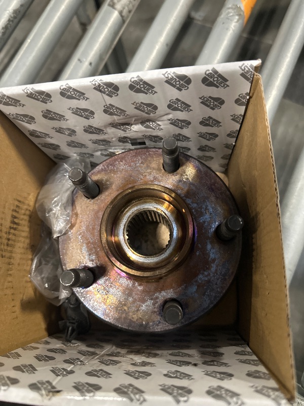 Photo 1 of HUB BEARING ASSY