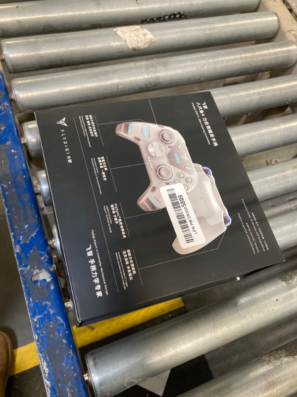 Photo 1 of FLYDIGI APEX 4 Wireless PC Controller Force Feedback Trigger Force-Adjustable Alloy Joysitck Full-Color LCD Display 1500mAh 1000hz Report Rate Stereo Vibration PC/NS/TV/Android/Laptop