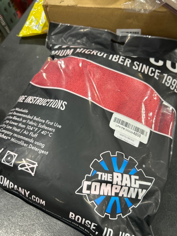 Photo 2 of The Rag Company - The 1500 - Heavy Duty Microfiber Drying Towel; Perfect for Trucks, Commercial Vehicles, RVs, Boats, and More; Premium 70/30 Blend Twist Loop Design, 1500gsm, 30in x 30in, Red