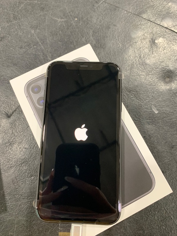 Photo 4 of Apple iPhone 11 (128GB) - Black (T-Mobile)