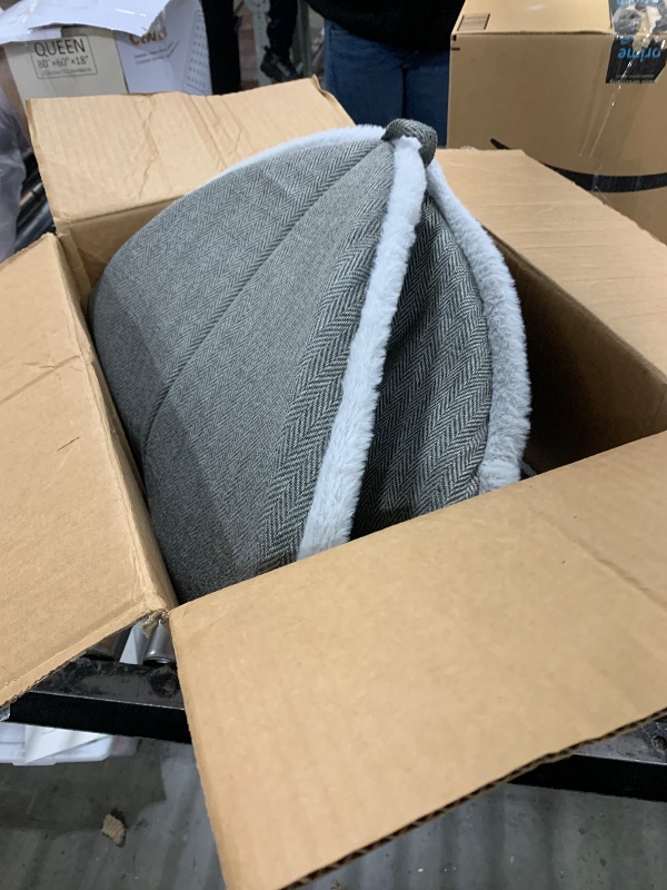 Photo 1 of Cat Beds for Indoor Cats, Foldable Cat Bed Cave, Cat House with Washable Cushions, Cat Bed for Kittens, Small Pets, Cat Tent, Soft and Warm Indoor Cat House (Grey, L(17.5 x 17.5 x 17.5 Inch))