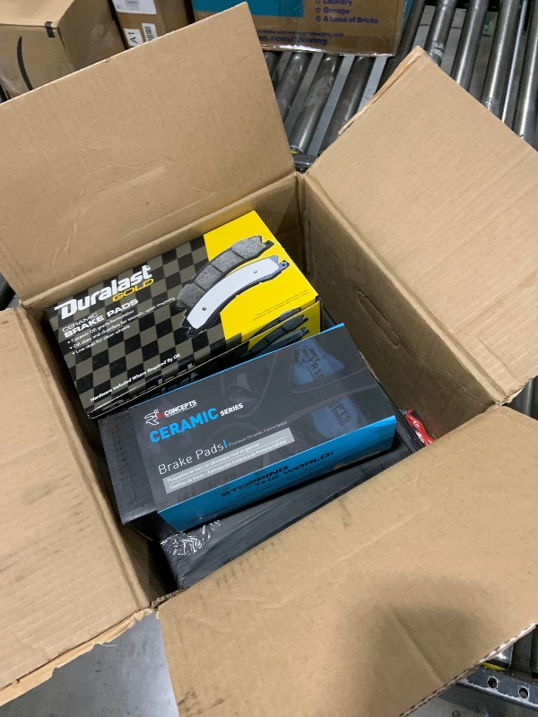 Photo 1 of R1 Concepts Front Rear Brakes and Rotors Kit |Front Rear Brake Pads| Brake Rotors and Pads| Ceramic Brake Pads and Rotors |fits 2015-2018 Volkswagen GTI