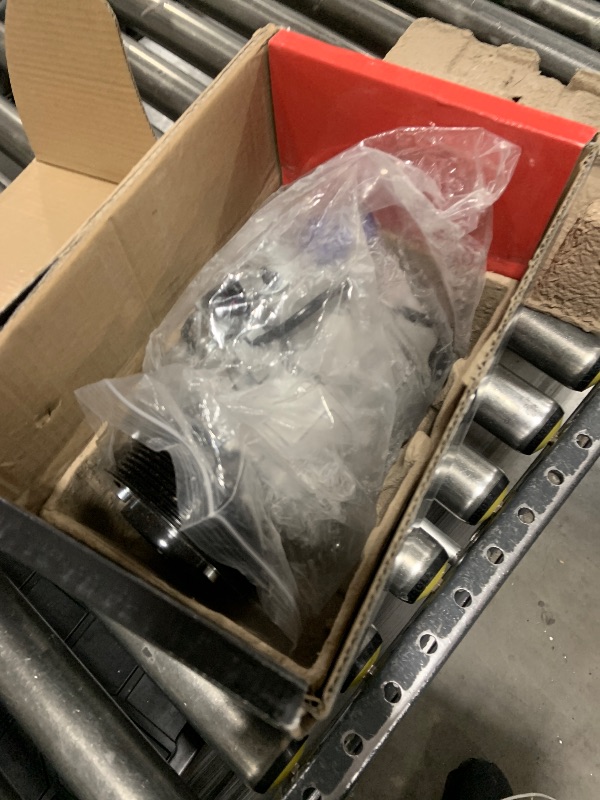 Photo 1 of A-Premium Air Conditioner AC Compressor with Clutch Compatible with Volkswagen Passat Golf Beetle Cayenne, Audi Q5 Q7 A3 A4, Porsche Cayenne, Seat