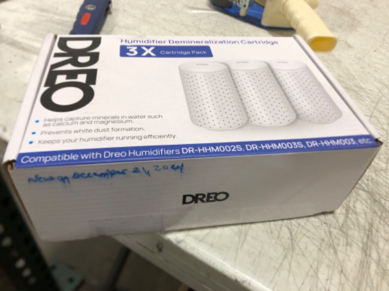 Photo 2 of Dreo Demineralization Cartridge 3-Pack for Humidifiers, Compatible with Dreo Humidifiers HM512S/713/713S, Prevent Mineral Build-up, Filter Hard Water, Eliminate White Dust