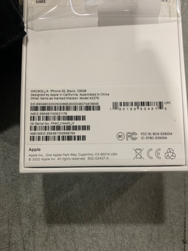 Photo 1 of Apple iPhone SE (2nd Generation), US Version, 128GB, Black - Unlocked (Renewed)
