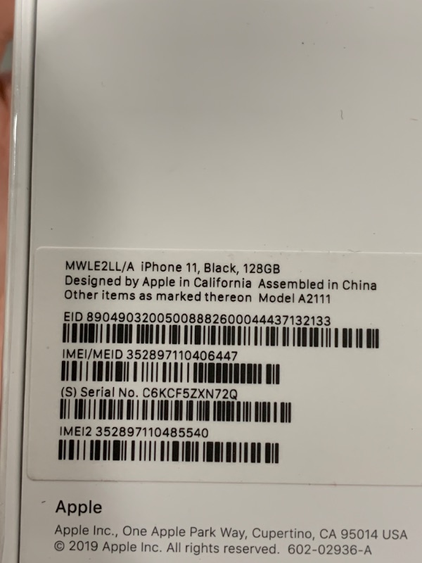 Photo 5 of Apple iPhone 11 (128GB) - Black (T-Mobile)