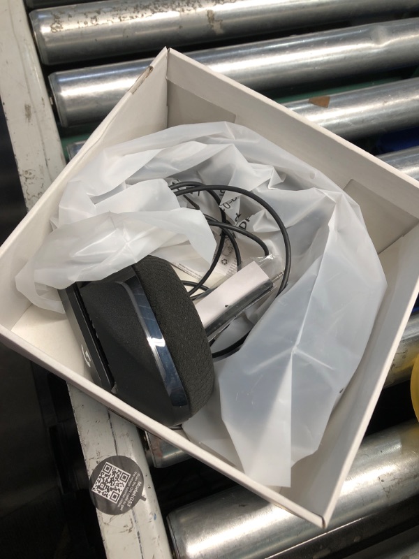 Photo 1 of Logitech G733 Lightspeed Wireless Gaming Headset with Suspension Headband, Lightsync RGB, Blue VO!CE mic technology and PRO-G audio drivers - Black