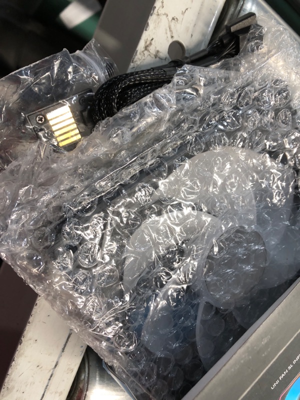 Photo 1 of Lian Li UNI Fan SL-Infinity 140 Reverse Blade-Single Pack-ARGB Fan-Daisy-Chain Design-Infinity Mirror-Customizable Lighting Effects-Without Controller-Black-(14RSLIN1B)