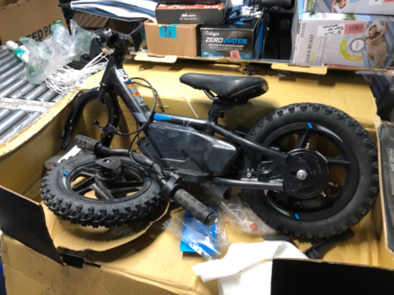 Photo 6 of ***USED - SCRATCHED AND SCUFFED - MISSING BATTERIES AND OTHER PARTS - UNABLE TO TEST***
STACYC 12eDRIVE Electric Balance Bike for Kids Ages 3-5 Years Old