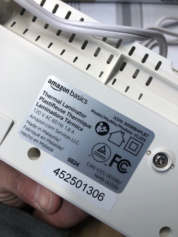 Photo 3 of ***(PARTS ONLY/ NON FUNCTIONAL/ NO RETURNS OR REFUNDS)***
Amazon Basics 9-Inch Thermal Laminator Machine, White