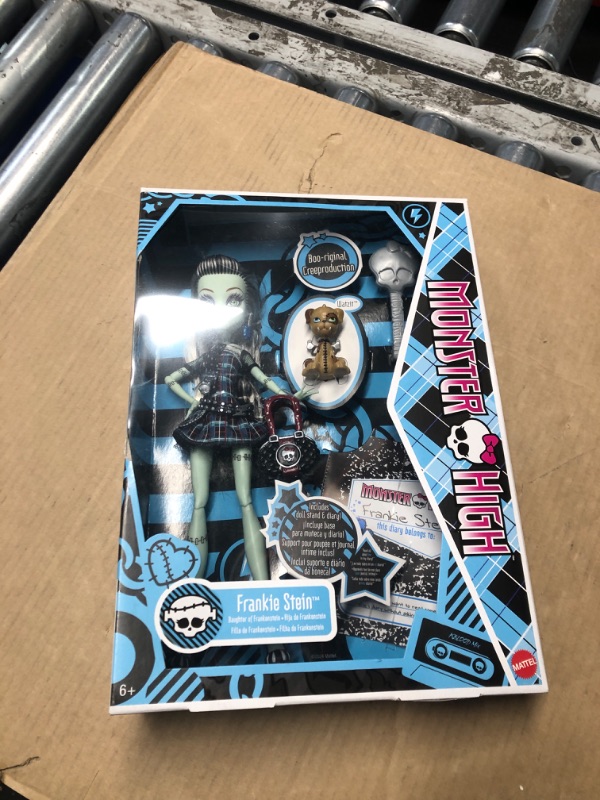 Photo 2 of (GOOD/FAIR) Monster High Frankie Stein Reproduction Doll Wearing Original Fashion & Shoes with Pet, Display Stand & Accessories, 10-5-inch Collectible Toy