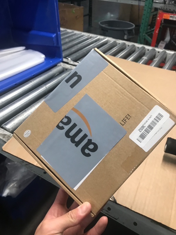 Photo 1 of Surfboard fin Single Tab Basic Fin Medium Size, G5 tri Fin Choose Color (Gray)