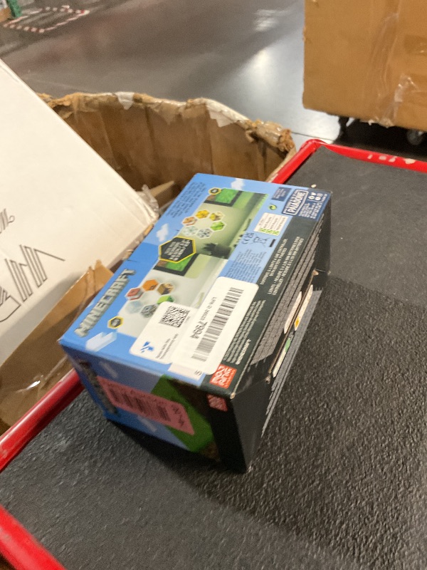 Photo 1 of Paladone Minecraft Officially Licensed LED Hexagon Block Light Customizable Iconic Gamer Decor for Boys Room, Wall Mounting Remote or Touch Control Gaming Accessory Gift - Creeper, TNT and Steve