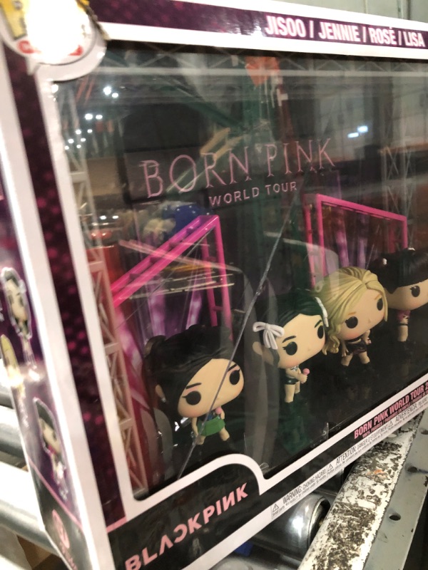 Photo 3 of ***BOX IS DAMAGED**Funko POP! Moments Deluxe: Blackpink - VMA 2022 - Collectable Vinyl Figure - Gift Idea - Official Merchandise - for Kids & Adults - Music Fans - Model Figure for Collectors 