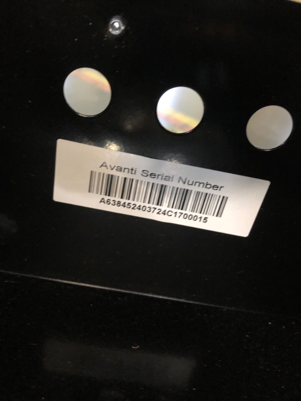 Photo 1 of ***TRUCK/TRAILER PICKUP ONLY - MAJOR DAMAGE - SEE COMMENTS***
Avanti ERU240P3S ERU240 24" Electric Range Oven with Framed Glass Door, in Stainless Steel