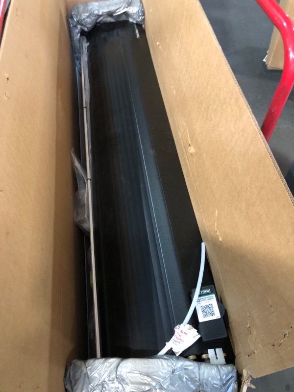 Photo 1 of **SEE NOTES** RealTruck Retrax RetraxONE MX Retractable Truck Bed Tonneau Cover | 60481 | Fits 2019 - 2025 Chevy/GMC Silverado/Sierra, w/ MultiPro/Flex tailgate (w/o Carbon Pro bed) 5' 10" Bed (69.9")