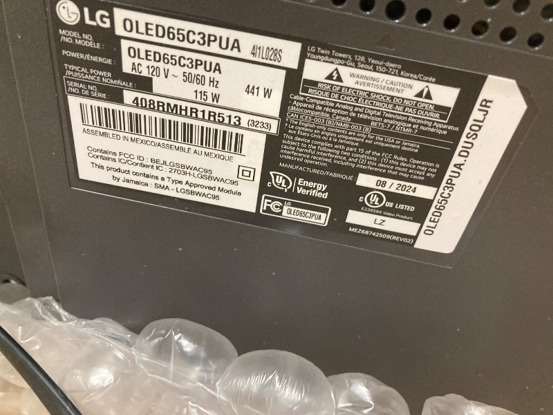 Photo 1 of LG C3 Series 65-Inch Class OLED evo 4K Processor Smart Flat Screen TV for Gaming with Magic Remote AI-Powered OLED65C3PUA, 2023 with Alexa Built-in