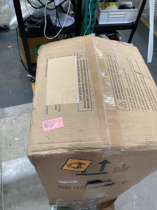 Photo 1 of Amazon Basics Portable AC (Air Conditioner) with Heat Pump, Dual Purpose (Cool and Warm), Cools 550 Square Feet, With Remote Control and Timer, 13,000 BTU ASHARE / 10000 BTU SACC, White