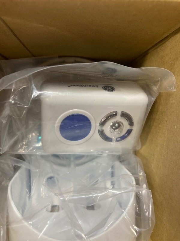 Photo 1 of GE Single Stage Under Sink Water Filtration System | Reduces 95+ Impurities Including Lead, Chlorine, Arsenic | Easy Install | Twist & Lock Design | Replace Filter (FQK1R) Every 6 Months | GXK140TNN