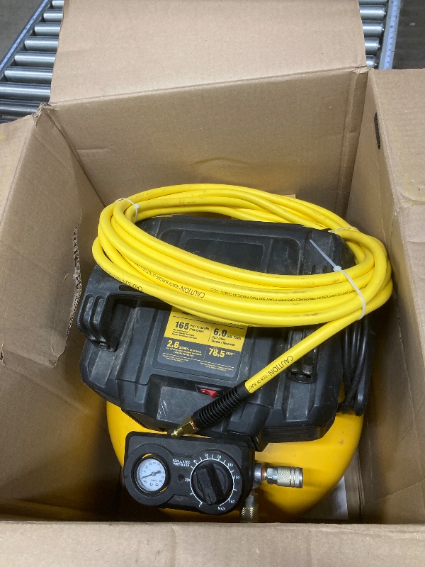 Photo 3 of ****DOES NOT WORK/PARTS ONLY****DEWALT 6 Gal. 18-Gauge Brad Nailer and Heavy-Duty Pancake Electric Air Compressor Combo Kit DWFP1KIT