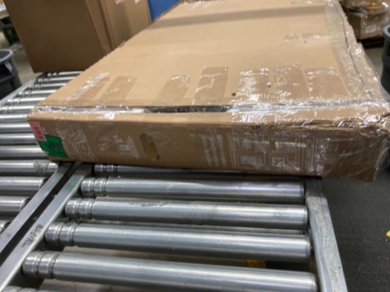 Photo 1 of SAMSUNG 55-Inch Class Crystal UHD 4K DU7200 Series HDR Smart TV w/Object Tracking Sound Lite, PurColor, Motion Xcelerator, Mega Contrast, Q-Symphony (UN55DU7200, 2024 Model)