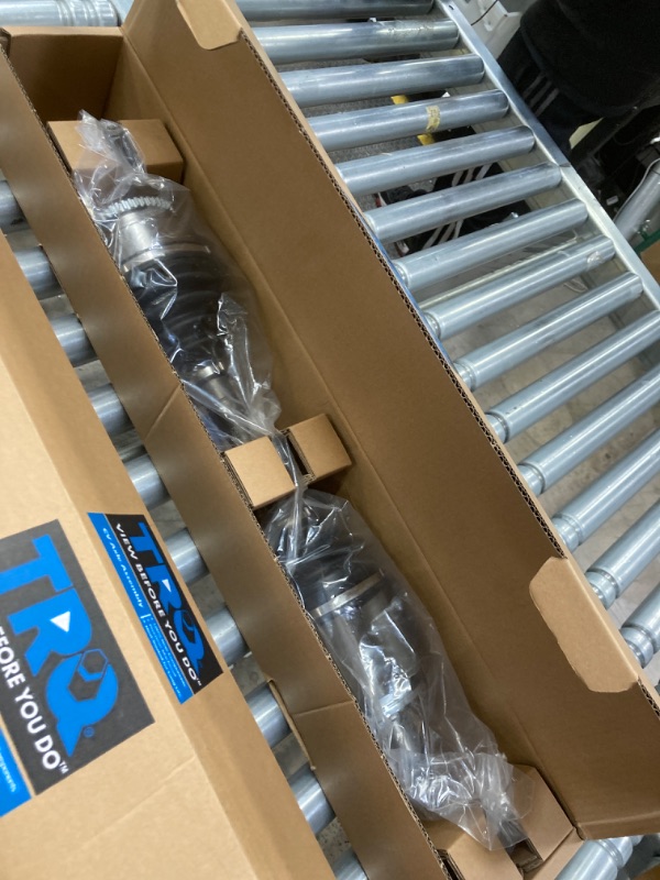 Photo 1 of TRQ Front CV Axle Shaft Assembly Set Compatible with 2005-2009 Land Rover LR3 2010-2013 LR4 2006-2013 Range Rover Sport