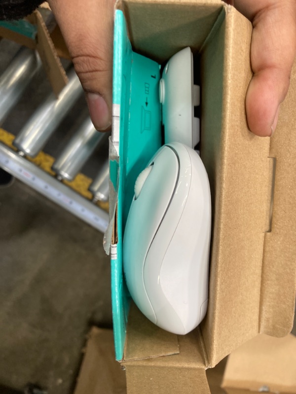 Photo 1 of Logitech MK295 Wireless Mouse & Keyboard Combo with SilentTouch Technology, Full Numpad, Advanced Optical Tracking, Lag-Free Wireless, 90% Less Noise - Off White