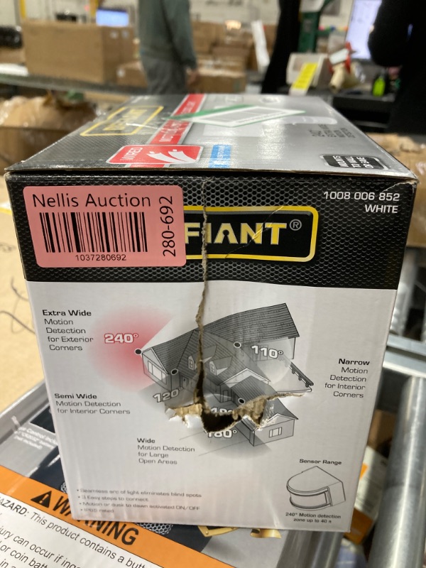 Photo 1 of Defiant 270-Watt Equivalence 240-Degree White Motion Activated Outdoor Integrated LED Triple Head Flood Light

