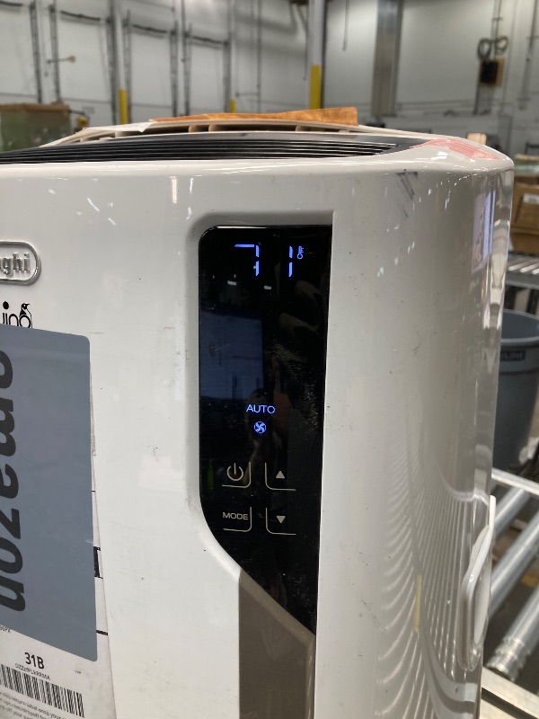 Photo 1 of DeLonghi Portable Air Conditioner 12,500 BTU,cool extra large rooms up to 550 sq ft,wifi with alexa,energy saving,heat,quiet,remote,AC Unit,dehumidifier,fan,programmable,window venting kit,EL376HRGFK